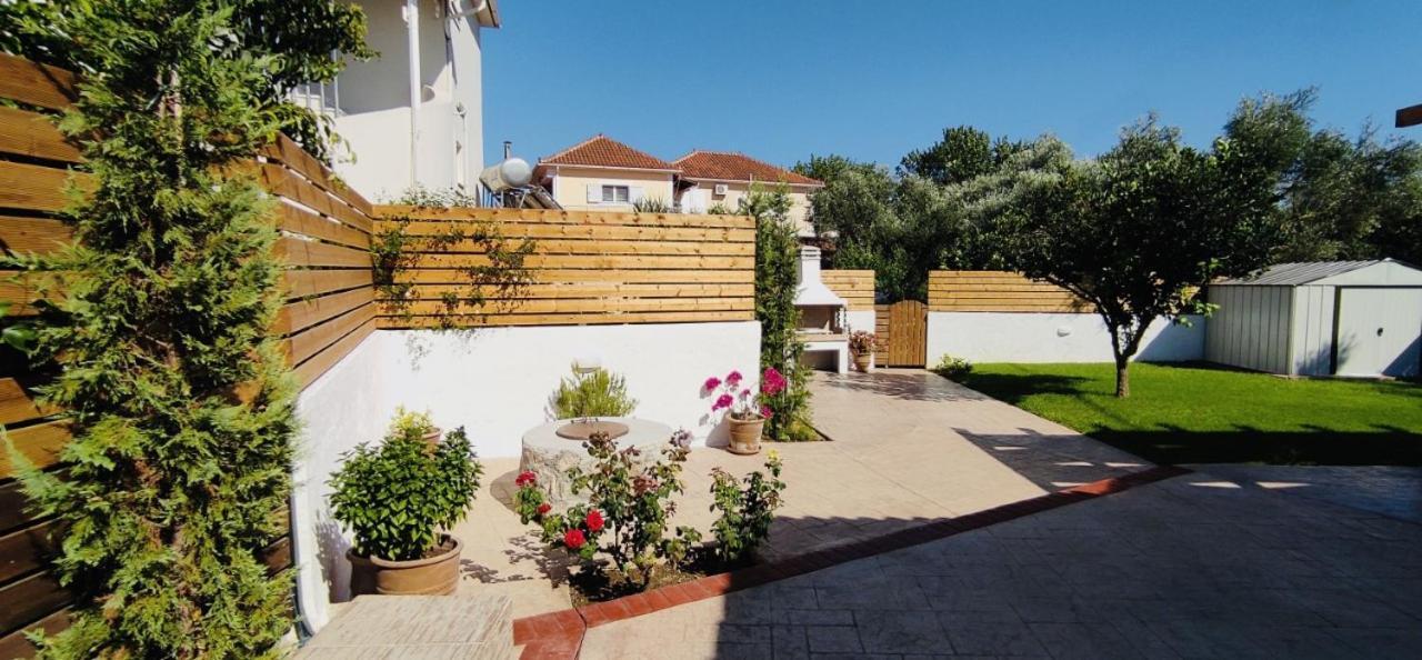 Villa Yakinthi Amoudi Exterior foto
